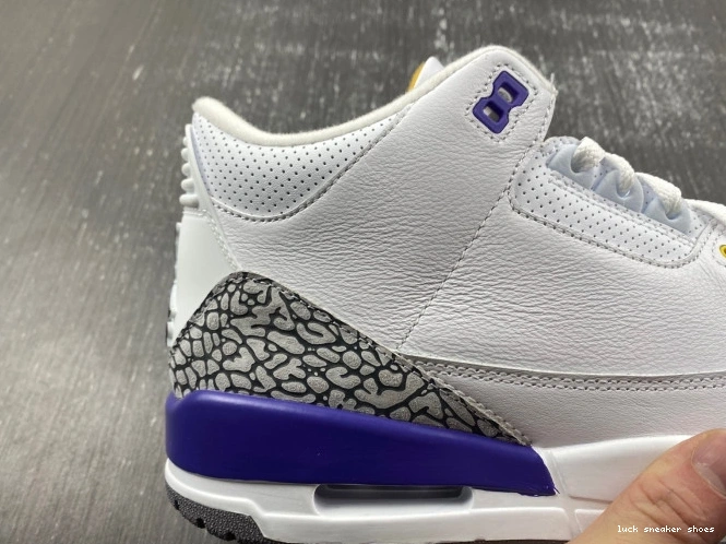 Rep LUCY Retro Kobe 3 Bryant 869802-907 Jordan PE 0820